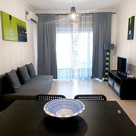 Flamingo Residence Apartment - Wifi/Pool/Netflix Portimão Buitenkant foto