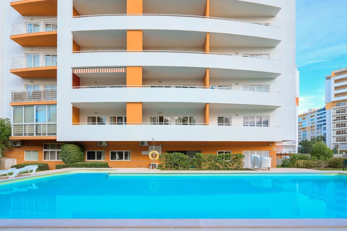 Flamingo Residence Apartment - Wifi/Pool/Netflix Portimão Buitenkant foto